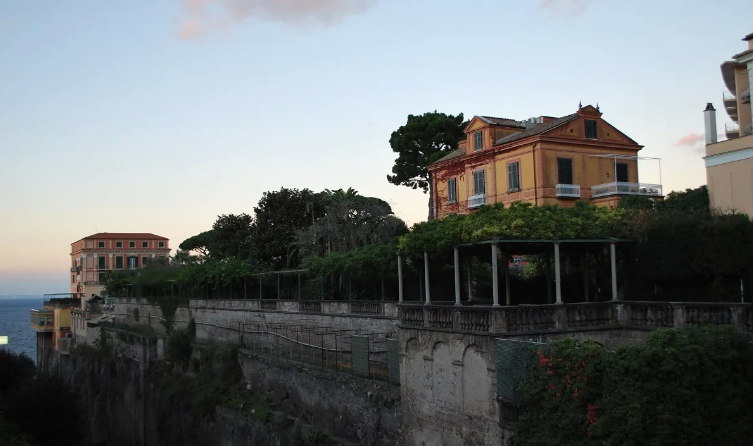 Exploring the Amalfi Coast and Capri: A 3-Day Journey